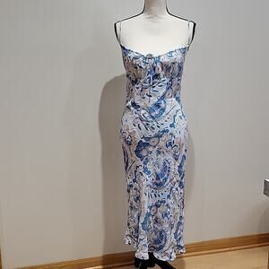 Aritzia Wilfred Bellow Midi Dress Paisley Sz 4